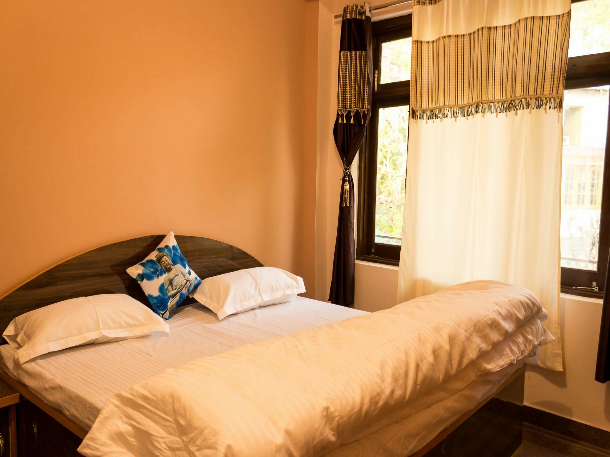 Oyo Home 13409 Cozy Stay Dharamshala Luaran gambar