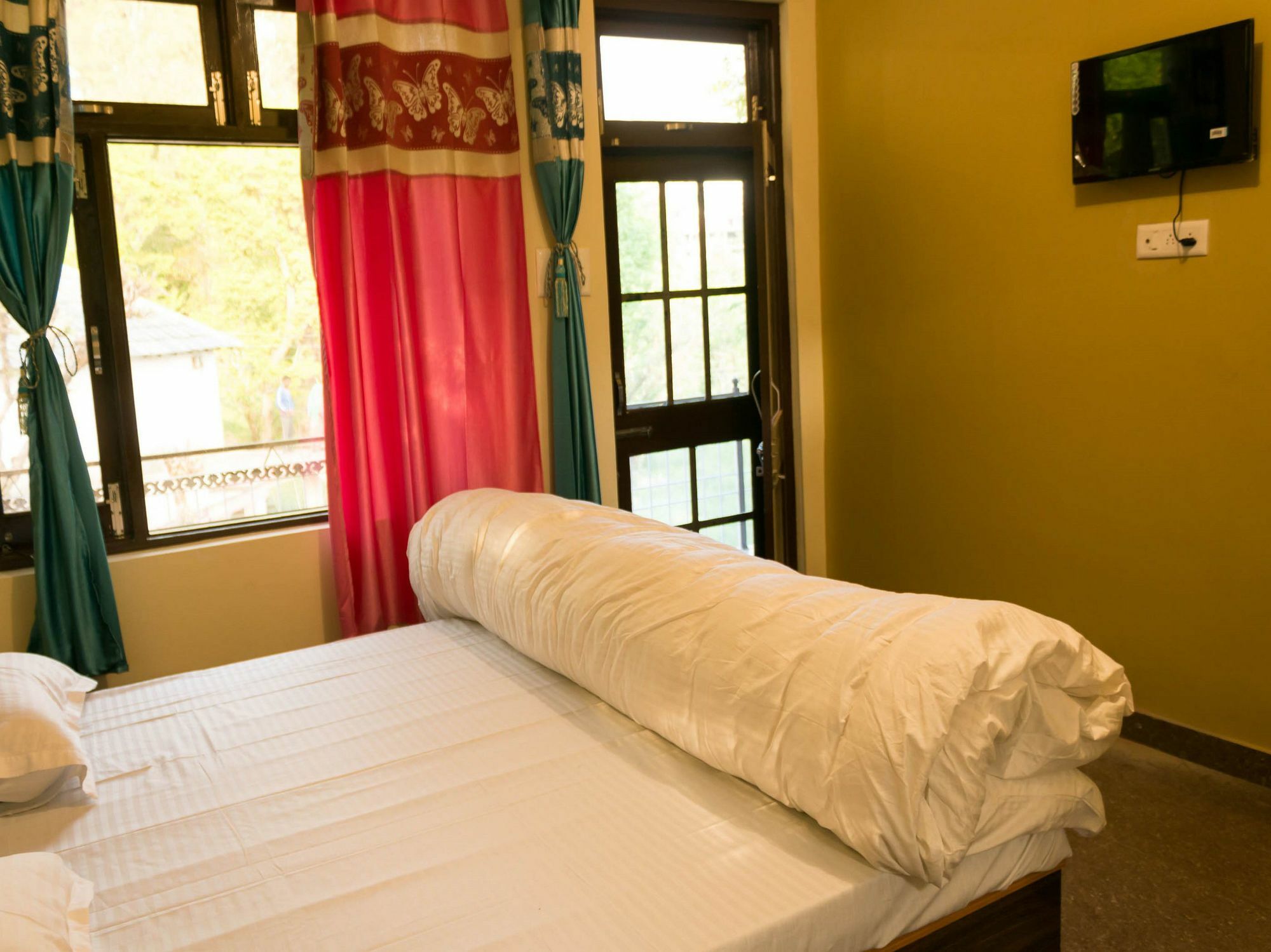 Oyo Home 13409 Cozy Stay Dharamshala Luaran gambar
